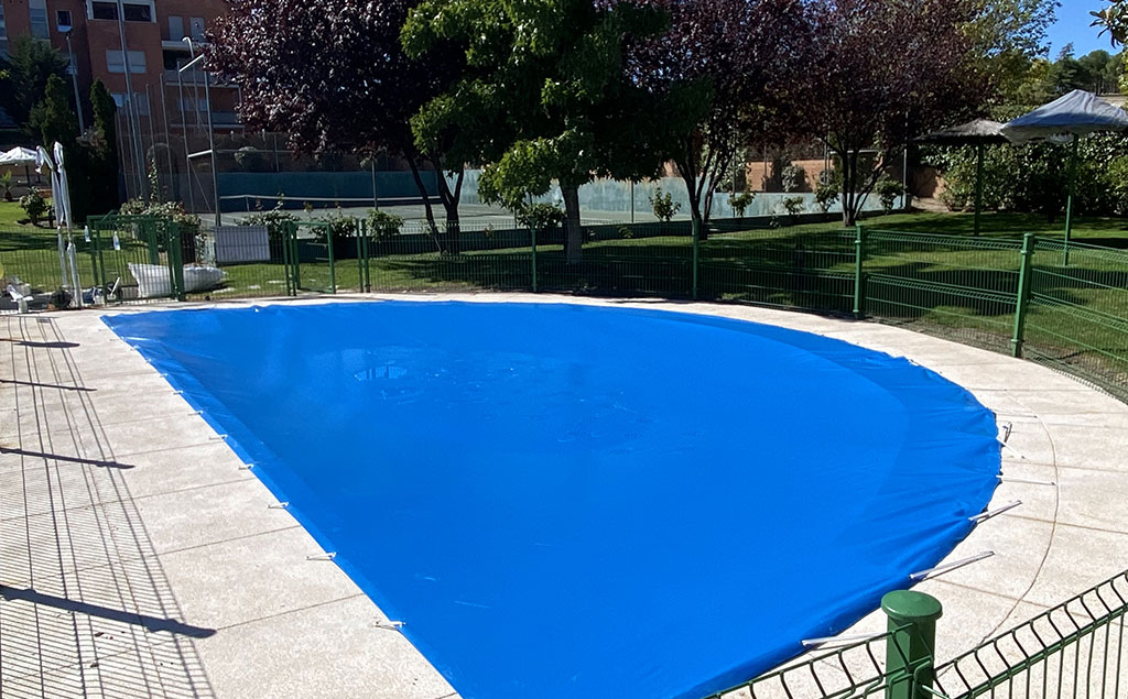 Lonas y cobertores para piscina Piscidan versión móvil